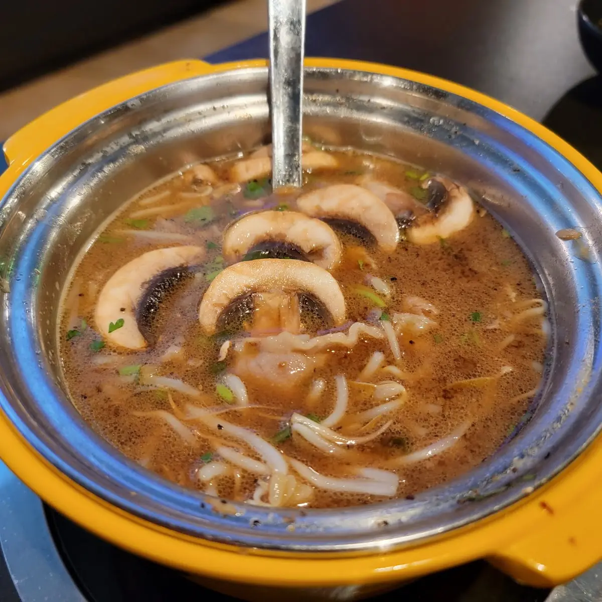 hot & sour soup 酸辣汤